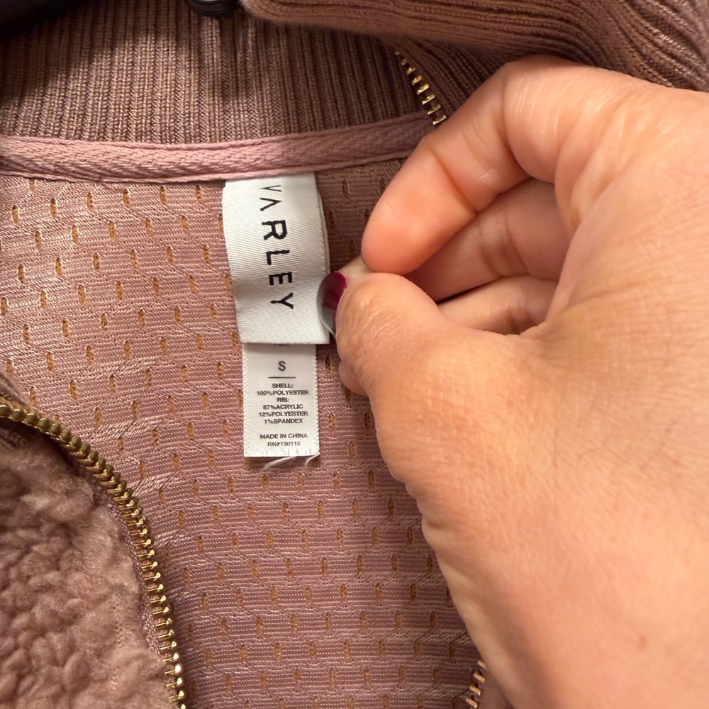 Varley pullover - Picture 3 of 3